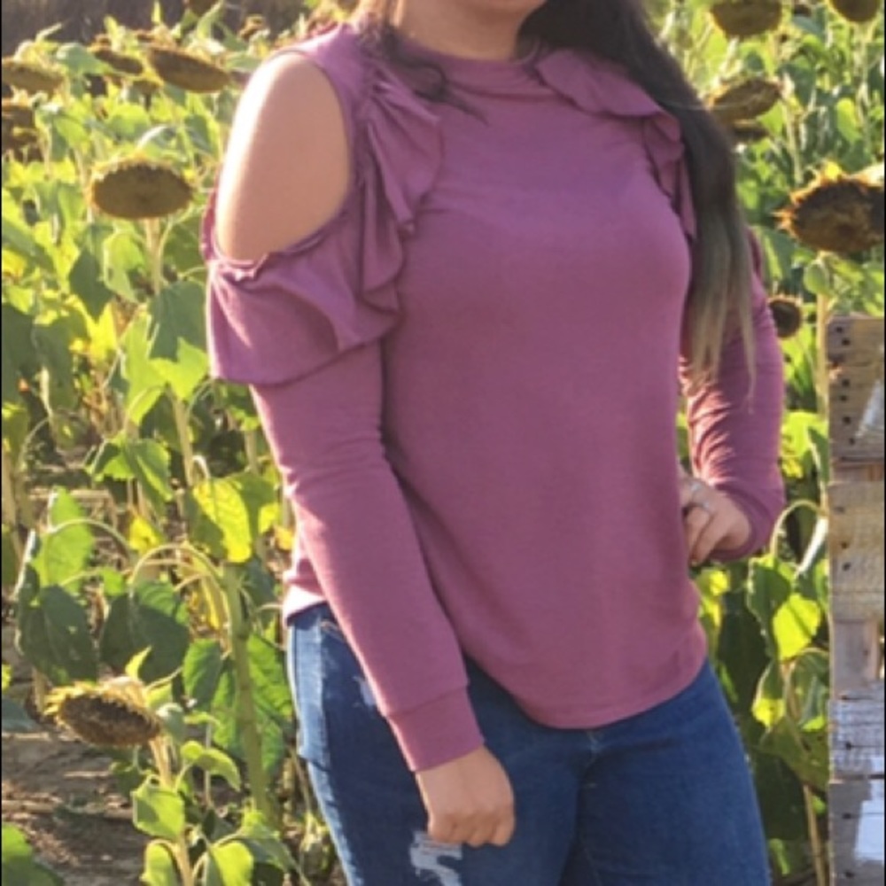 Cold shoulder shirt